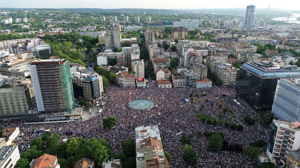 antivladin protest na slaviji u beogradu 23. maja 2026.