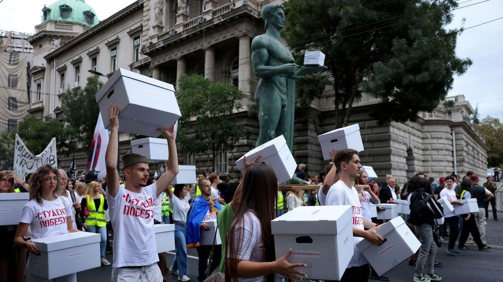 Studenti predaju listu