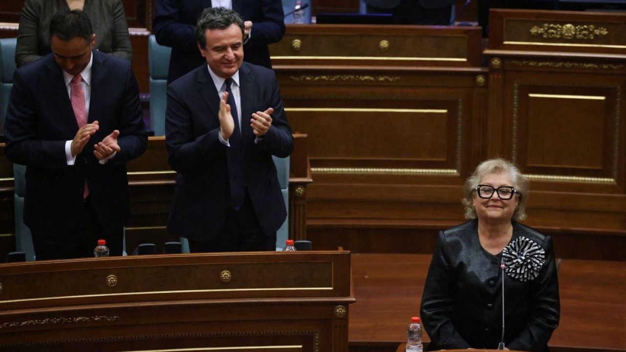 Kosovo, predsednica, Aljbin Kurti