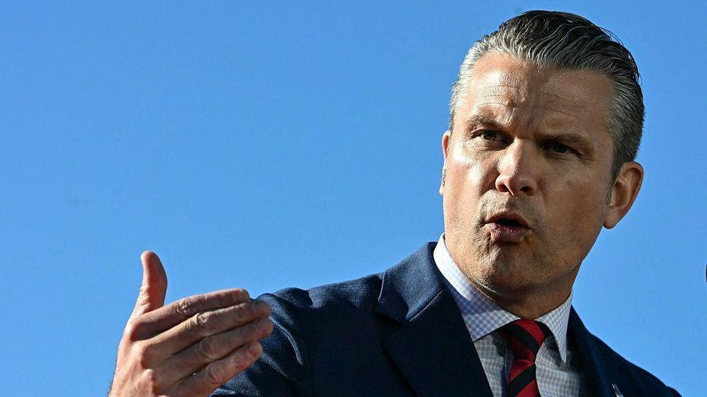 pit hegset, američki miniastar odbrane