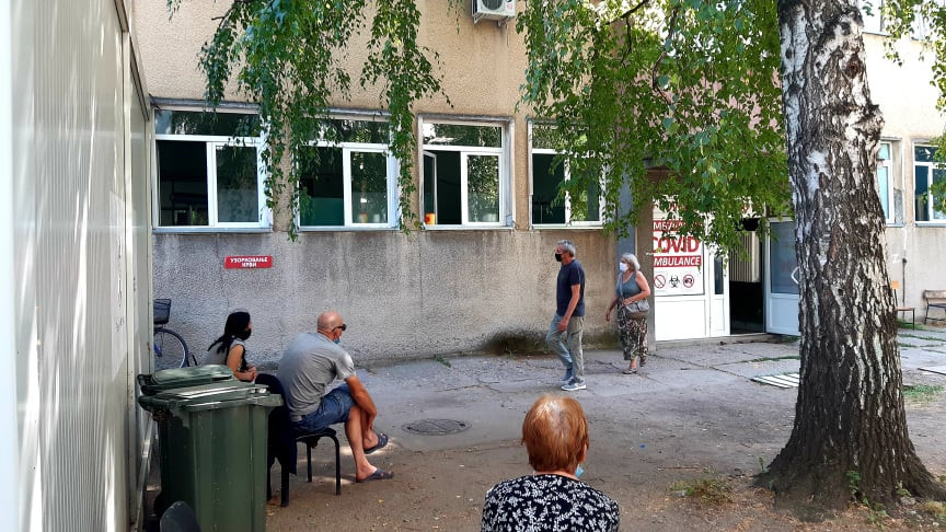 Foto T.S. Kovid ambulanta avgust