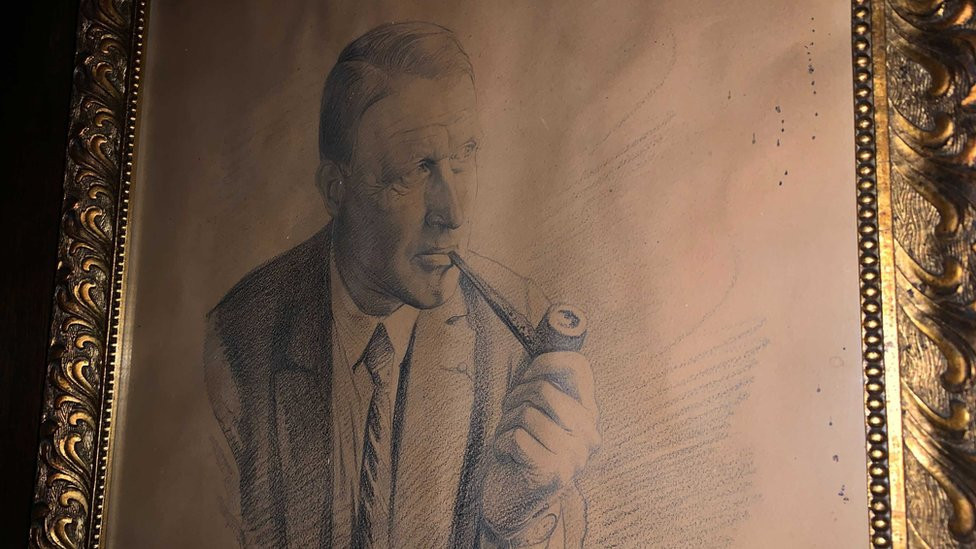 Grafika u spomen sobi Kriminalističko policiijskog univerziteta