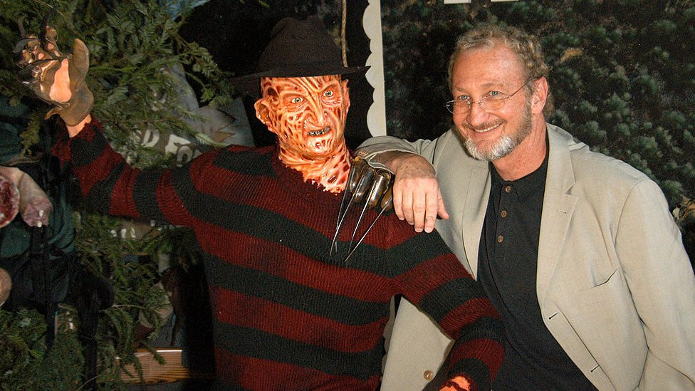 Glumac Robert Inglund sa voštanim Fredijem Krugerom